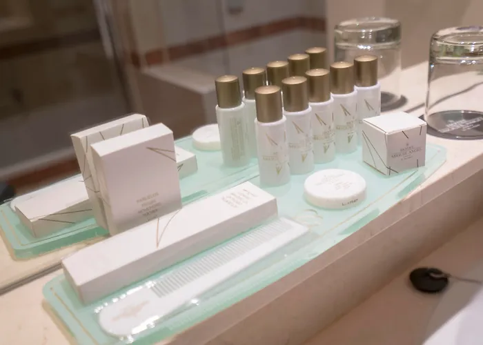 Mejores Hoteles con Media Pensión en Madrid