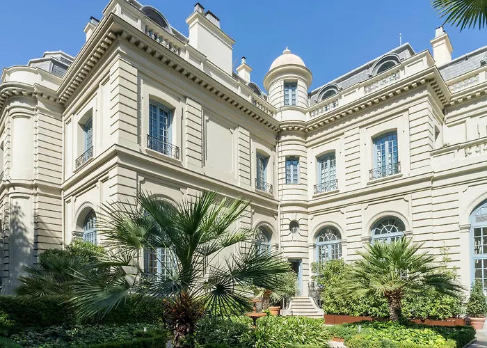 Mejores hoteles y hostales en Gran Vía Madrid
