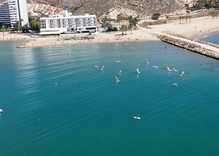 Mejores hoteles primera línea playa en Cullera