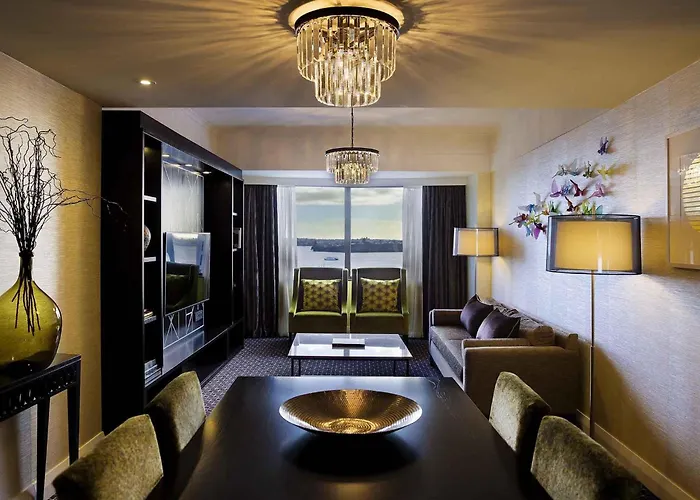 Top Hotels in Auckland