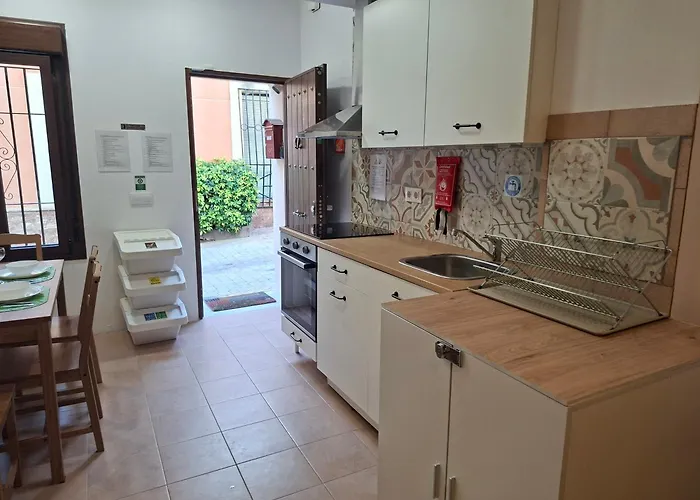 Hoteles por horas en Almería: opciones prácticas para tu visita
