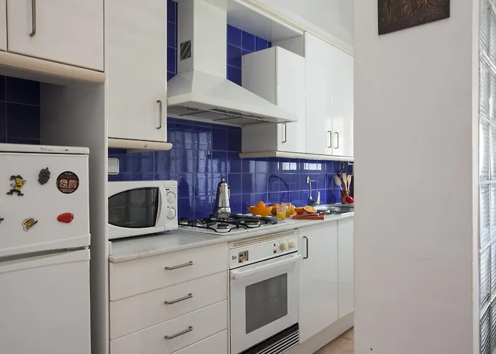 Top Hoteles Baratos en Valencia Playa Malvarrosa